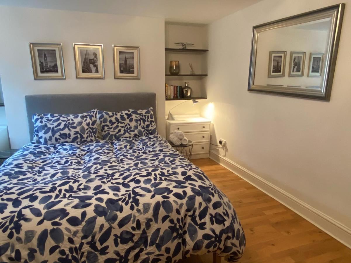 לונדון Spacious 2-Bed Flat With Garden, 3 Minutes Walk From Oval Tube Station מראה חיצוני תמונה